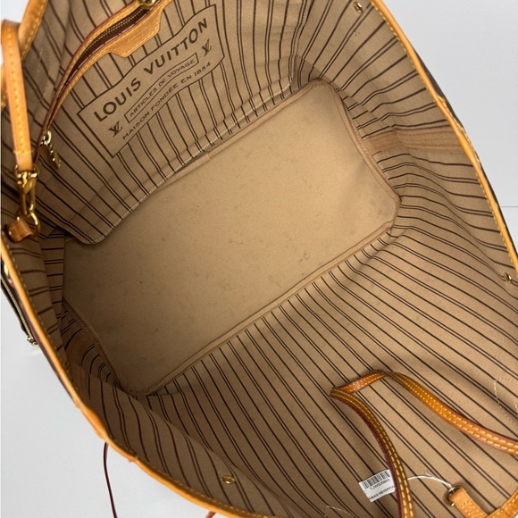 Louis Vuitton Neverfull GM with pochettete - Picture 7 of 13